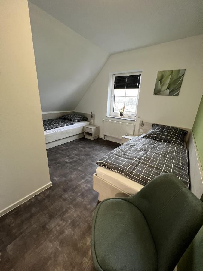 Pension Am Stadtrand Zerbst ภายนอก รูปภาพ